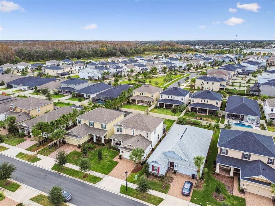 For Sale: $599,000 (5 beds, 3 baths, 2612 Square Feet)