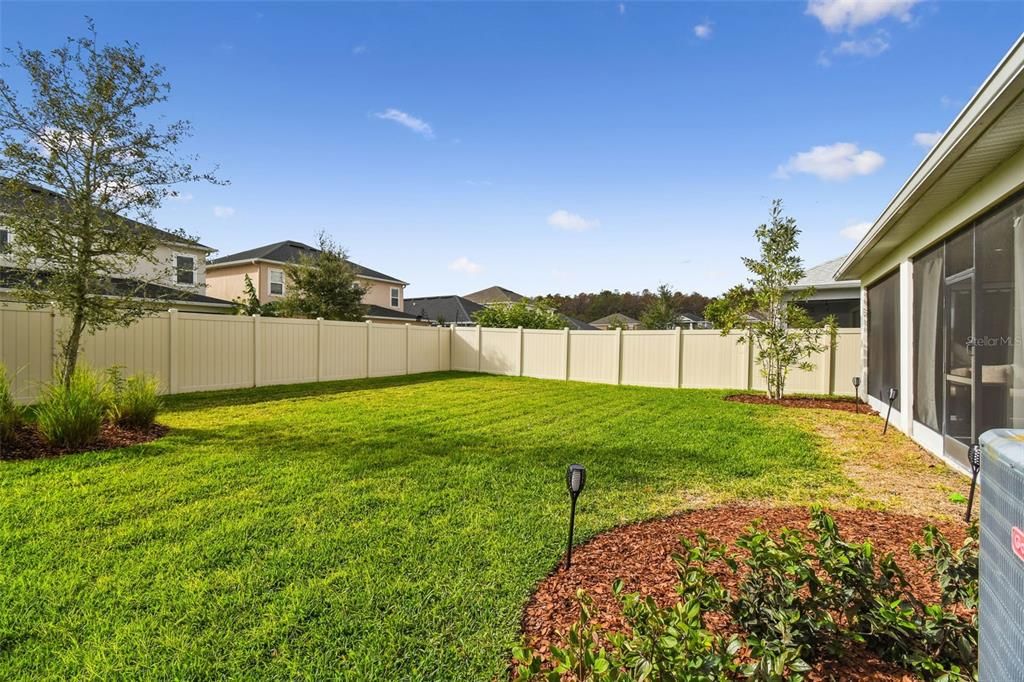 For Sale: $599,000 (5 beds, 3 baths, 2612 Square Feet)