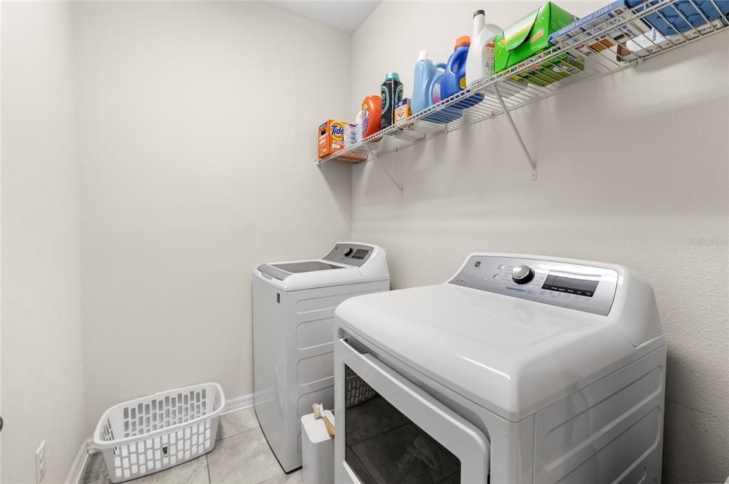 For Rent: $3,500 (4 beds, 3 baths, 2565 Square Feet)