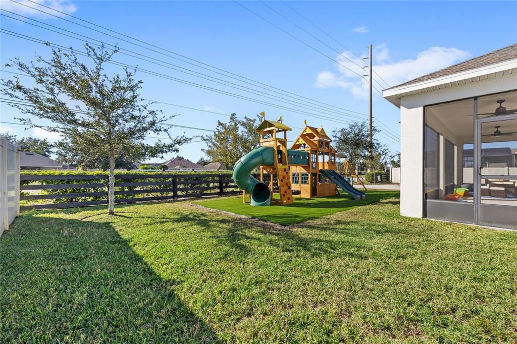 For Rent: $3,500 (4 beds, 3 baths, 2565 Square Feet)