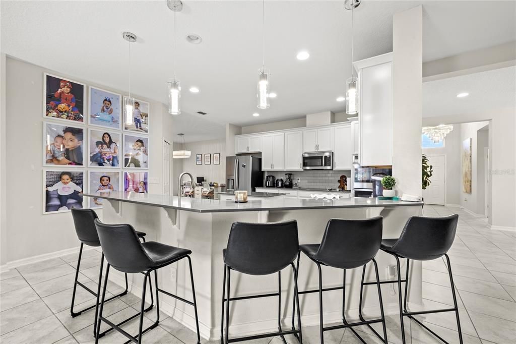 For Rent: $3,500 (4 beds, 3 baths, 2565 Square Feet)