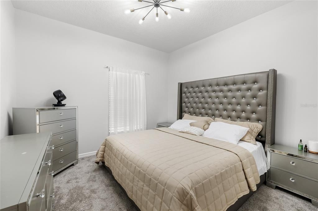 For Rent: $3,500 (4 beds, 3 baths, 2565 Square Feet)