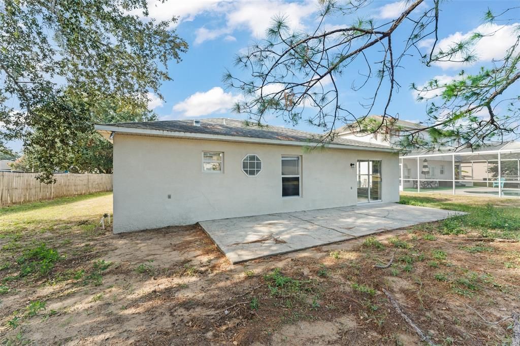 For Sale: $335,000 (4 beds, 2 baths, 1855 Square Feet)