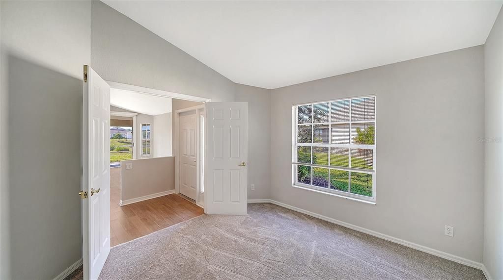 На продажу: $269,999 (2 спален, 2 ванн, 1488 Квадратных фут)