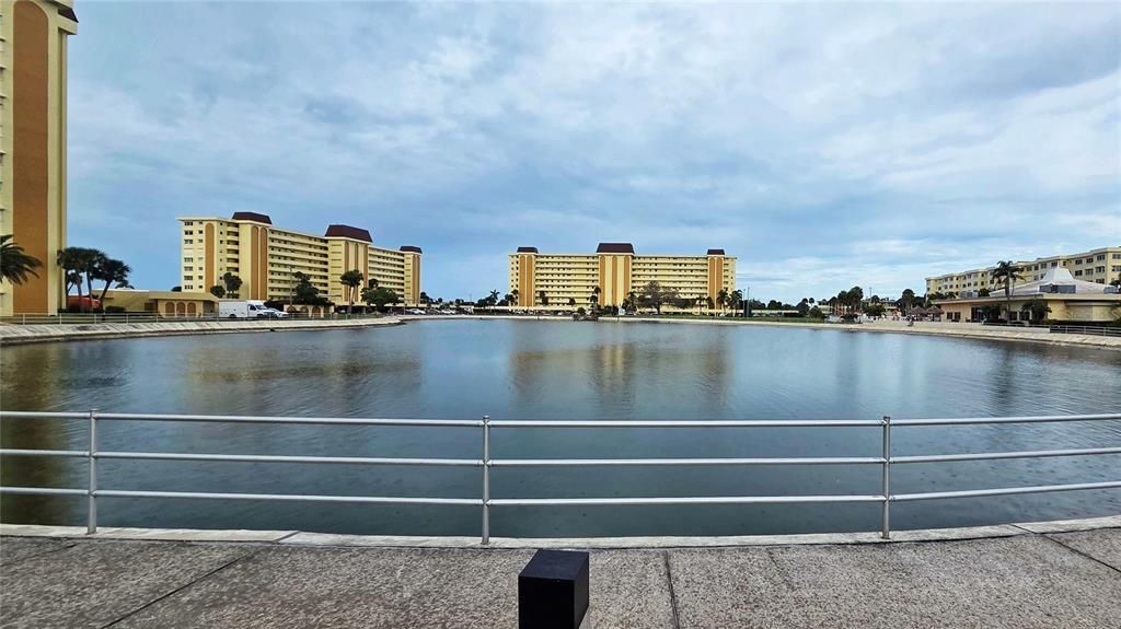 En Venta: $209,000 (2 camas, 2 baños, 1100 Pies cuadrados)