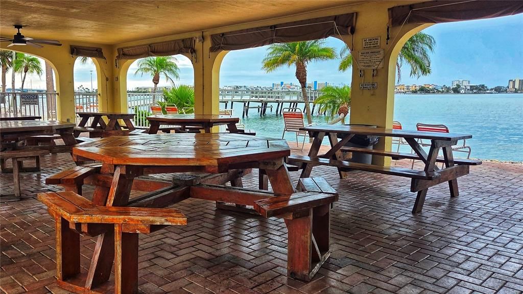 En Venta: $209,000 (2 camas, 2 baños, 1100 Pies cuadrados)