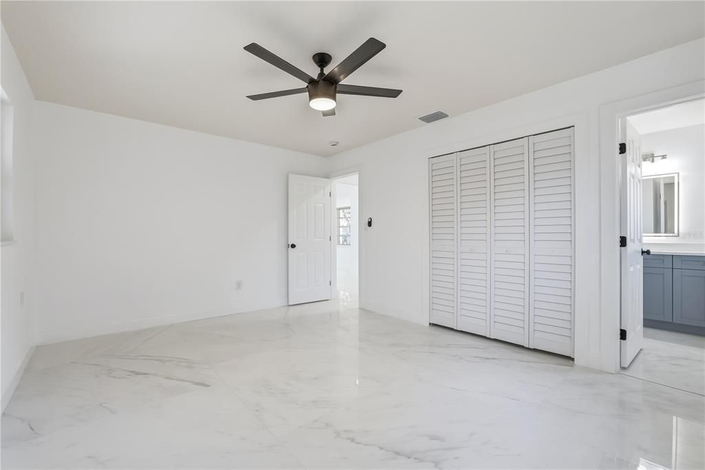 For Sale: $279,900 (3 beds, 2 baths, 1756 Square Feet)