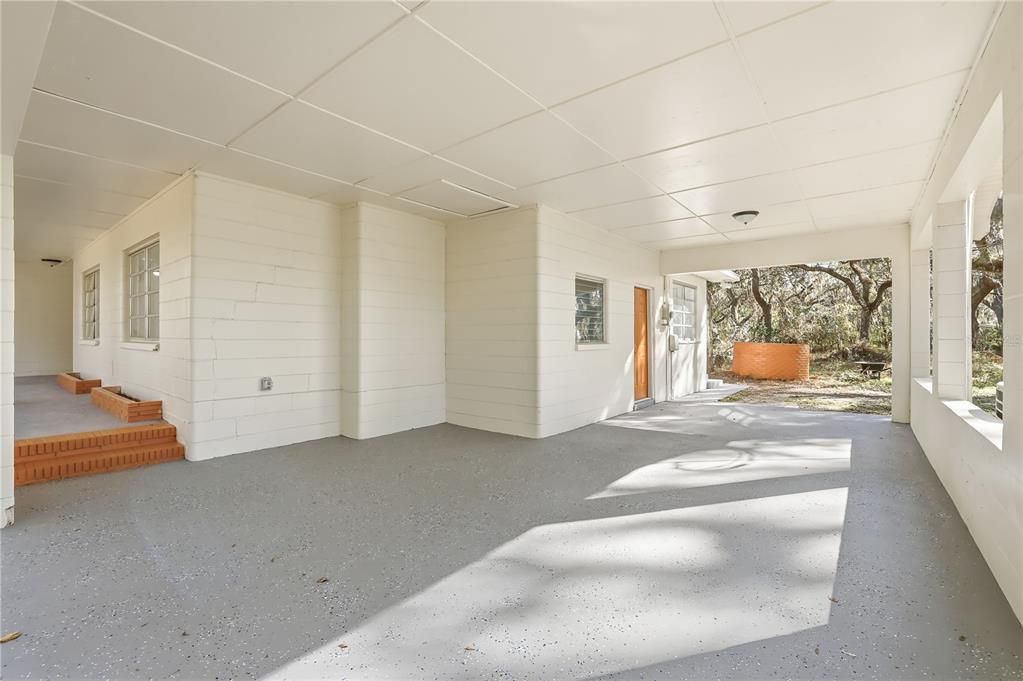 For Sale: $279,900 (3 beds, 2 baths, 1756 Square Feet)