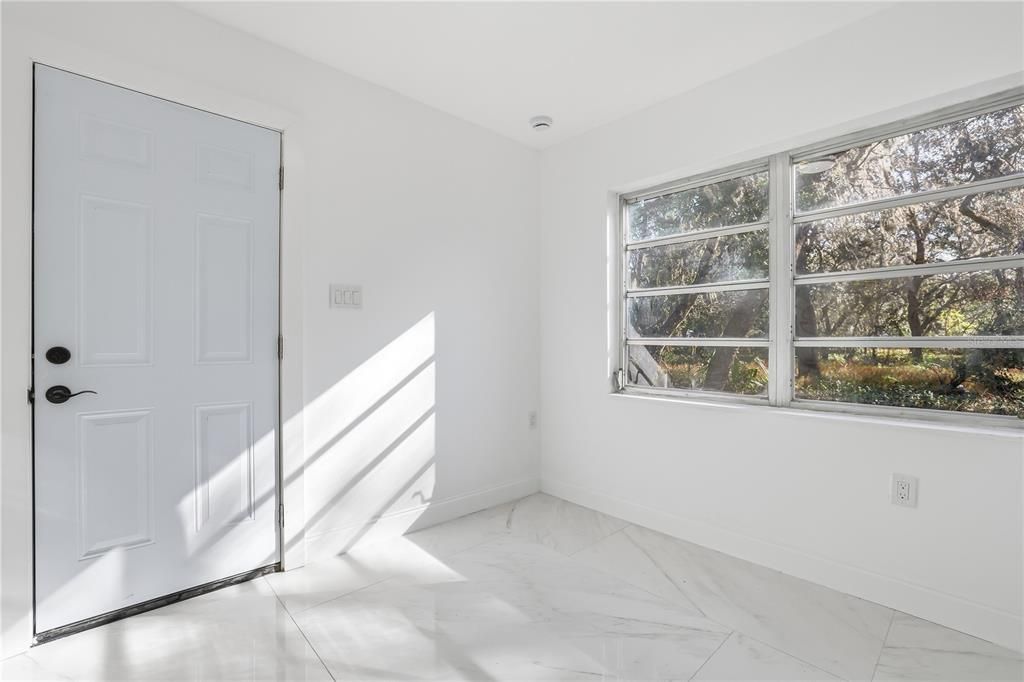 For Sale: $279,900 (3 beds, 2 baths, 1756 Square Feet)