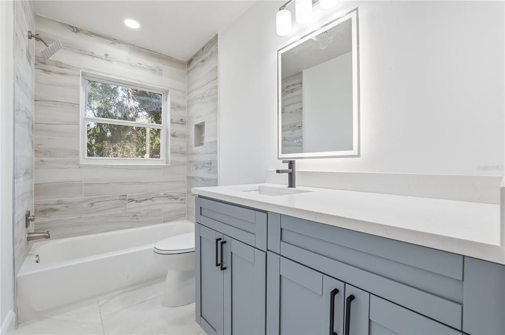 For Sale: $279,900 (3 beds, 2 baths, 1756 Square Feet)