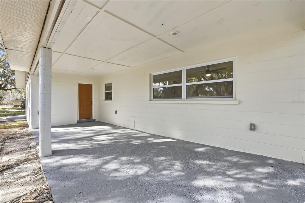 For Sale: $279,900 (3 beds, 2 baths, 1756 Square Feet)