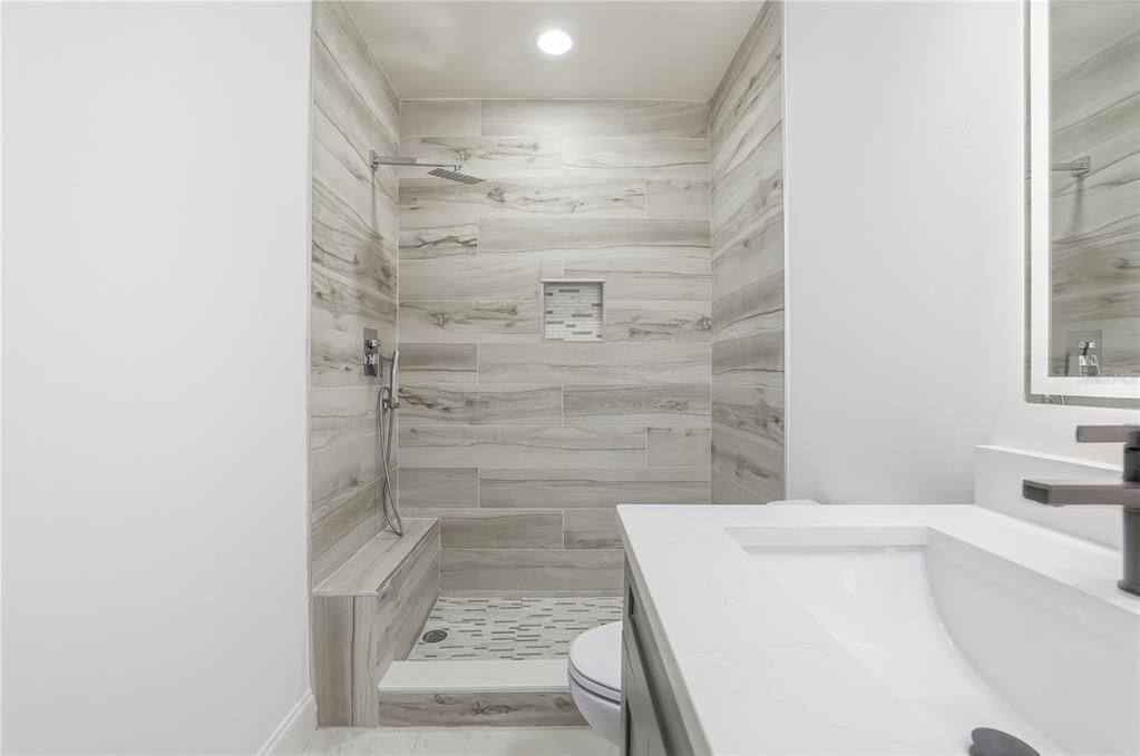 For Sale: $279,900 (3 beds, 2 baths, 1756 Square Feet)