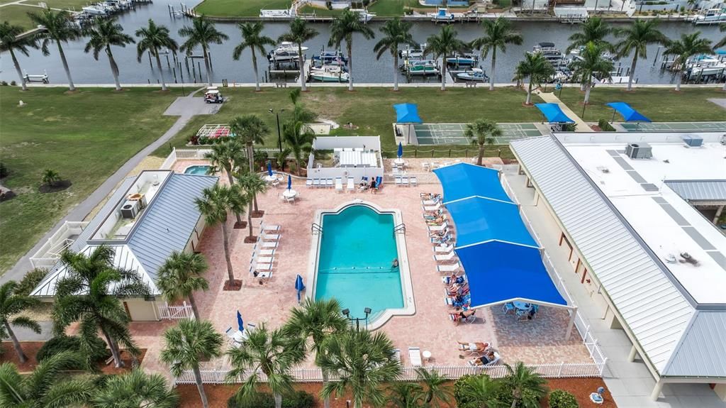 В аренду: $2,400 (2 спален, 2 ванн, 1452 Квадратных фут)