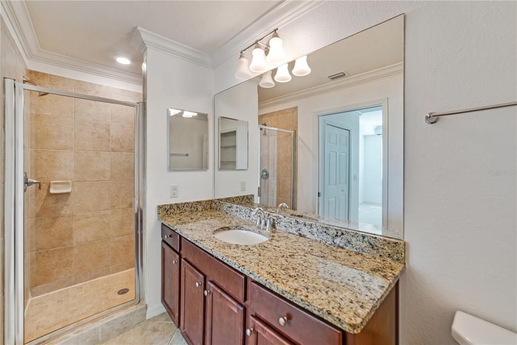 В аренду: $2,000 (2 спален, 2 ванн, 1286 Квадратных фут)