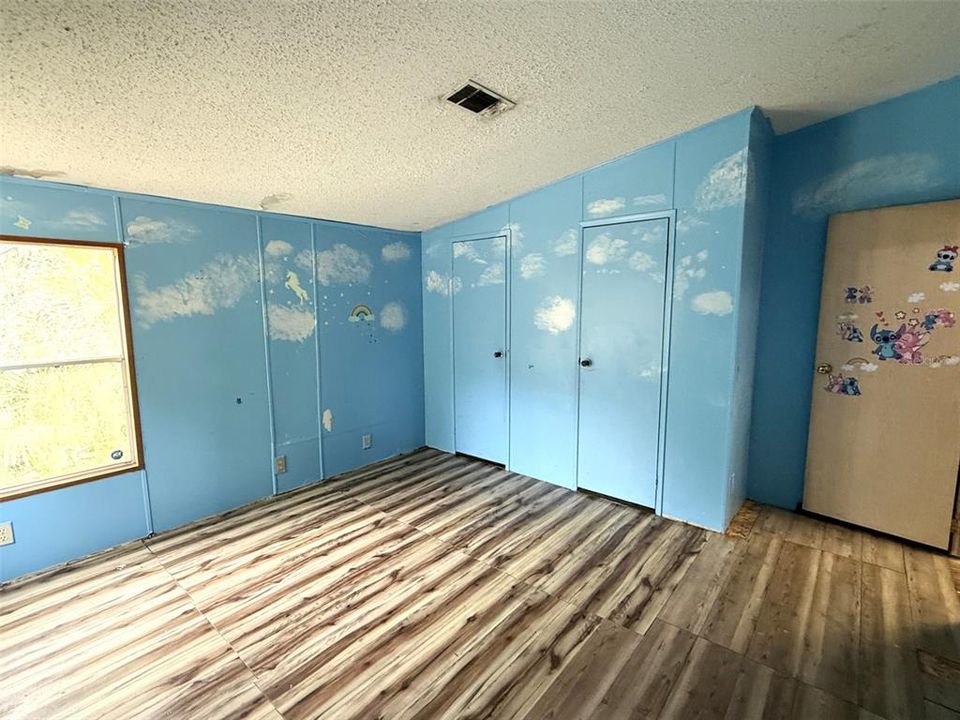 En Venta: $85,000 (3 camas, 2 baños, 1296 Pies cuadrados)