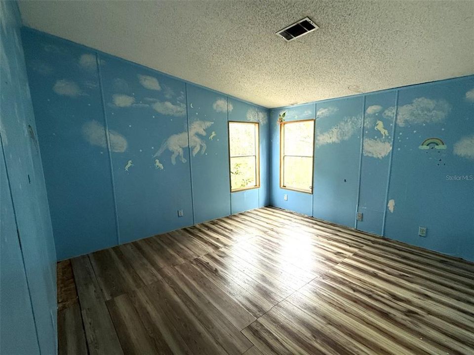 En Venta: $85,000 (3 camas, 2 baños, 1296 Pies cuadrados)