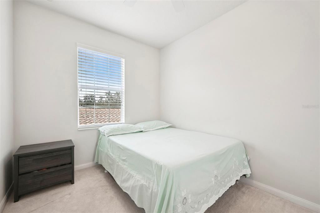 待售: $425,000 (4 贝兹, 3 浴室, 1810 平方英尺)