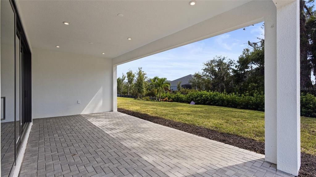 En Venta: $568,990 (2 camas, 2 baños, 1968 Pies cuadrados)