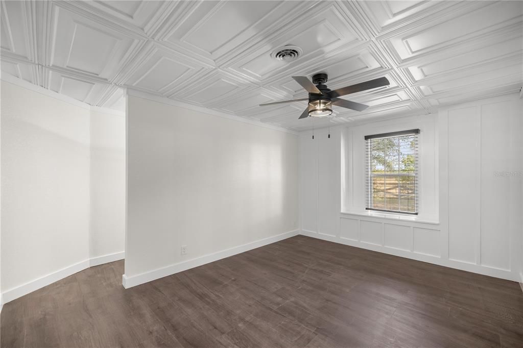 For Sale: $430,000 (3 beds, 2 baths, 1886 Square Feet)