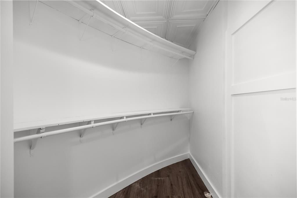 For Sale: $430,000 (3 beds, 2 baths, 1886 Square Feet)