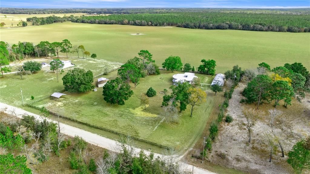 For Sale: $430,000 (3 beds, 2 baths, 1886 Square Feet)