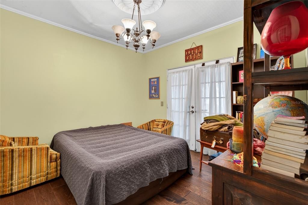 For Sale: $675,000 (3 beds, 2 baths, 1518 Square Feet)