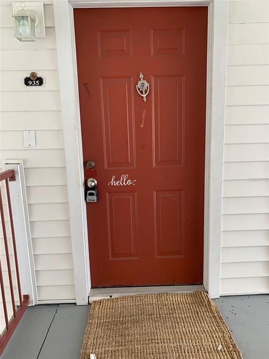 For Sale: $150,000 (1 beds, 1 baths, 754 Square Feet)