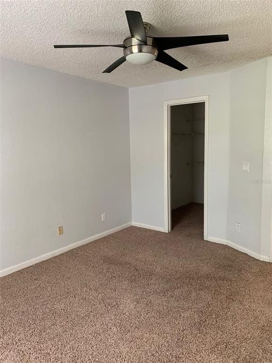 For Sale: $150,000 (1 beds, 1 baths, 754 Square Feet)