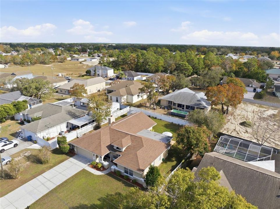 For Sale: $335,000 (3 beds, 2 baths, 1954 Square Feet)