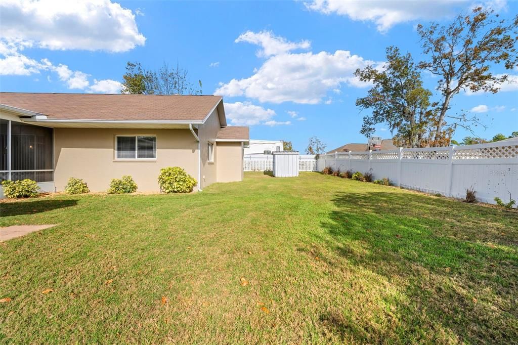 For Sale: $335,000 (3 beds, 2 baths, 1954 Square Feet)