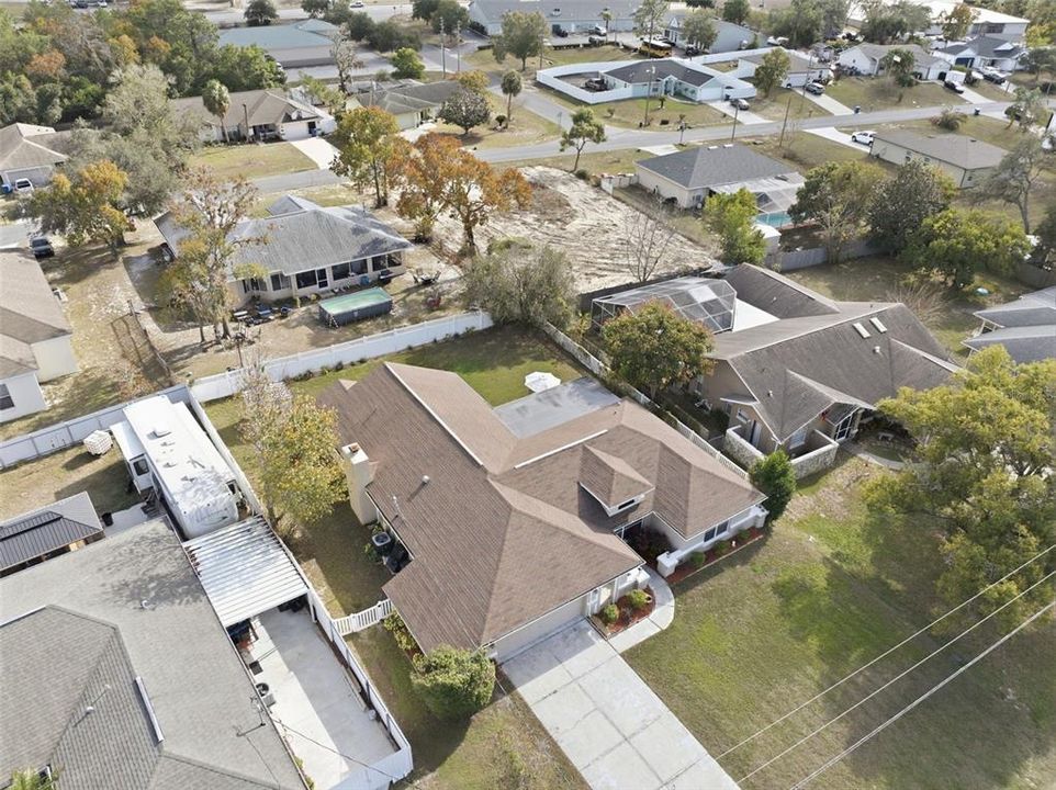 For Sale: $335,000 (3 beds, 2 baths, 1954 Square Feet)