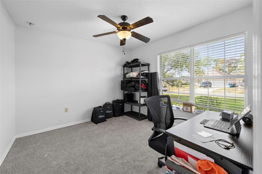 For Sale: $335,000 (3 beds, 2 baths, 1954 Square Feet)