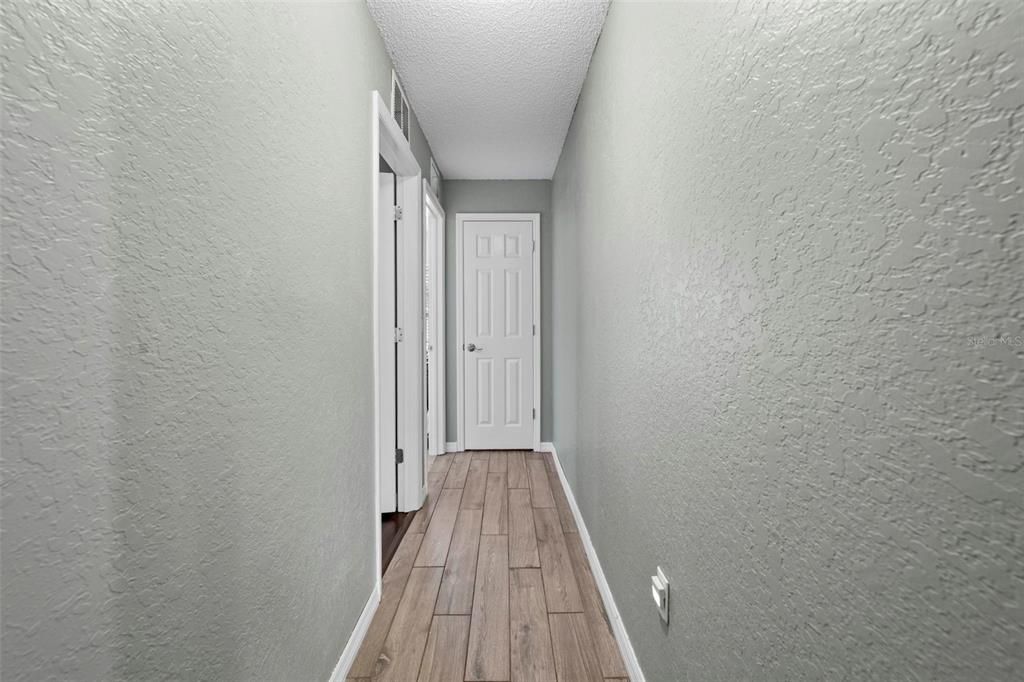 For Sale: $335,000 (3 beds, 2 baths, 1954 Square Feet)