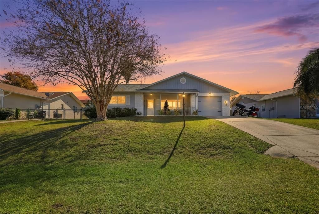 待售: $269,000 (2 贝兹, 2 浴室, 1163 平方英尺)