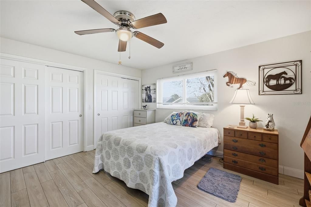 待售: $269,000 (2 贝兹, 2 浴室, 1163 平方英尺)