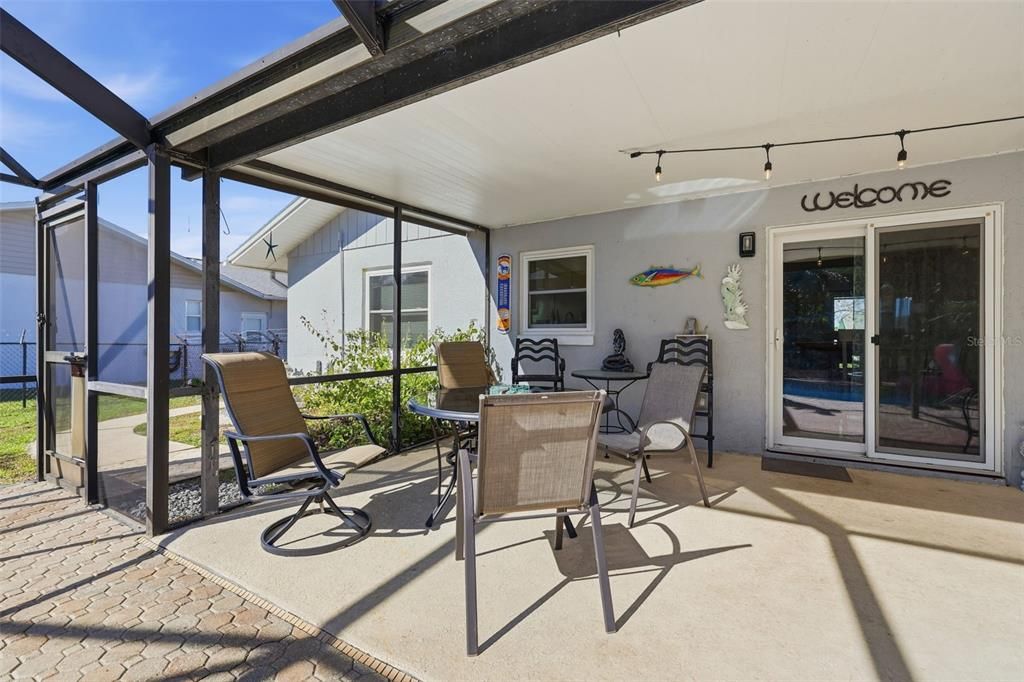 待售: $269,000 (2 贝兹, 2 浴室, 1163 平方英尺)