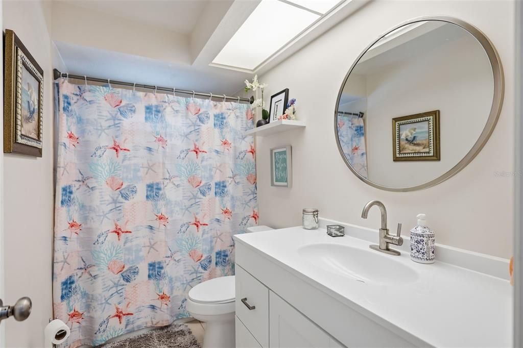 待售: $269,000 (2 贝兹, 2 浴室, 1163 平方英尺)