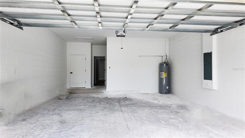 待售: $358,000 (4 贝兹, 3 浴室, 2113 平方英尺)