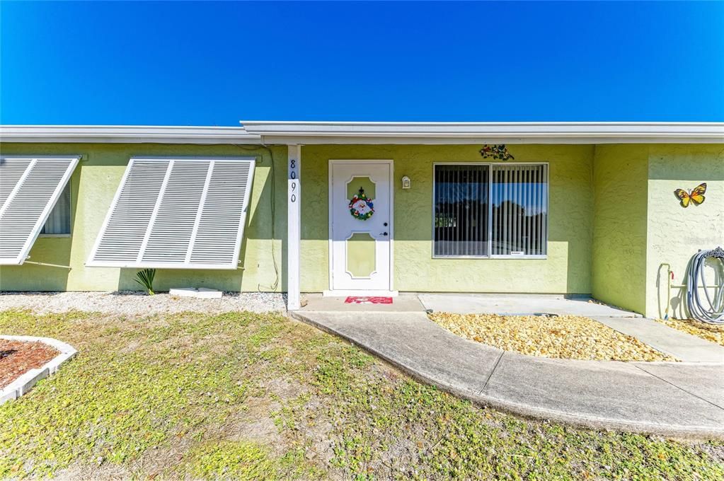 На продажу: $220,000 (2 спален, 2 ванн, 1176 Квадратных фут)