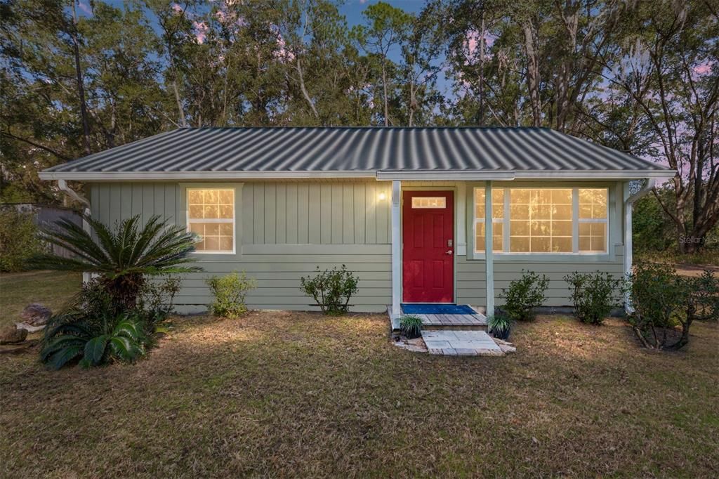 En Renta: $1,600 (2 camas, 1 baños, 896 Pies cuadrados)