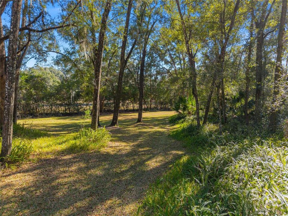 En Renta: $1,600 (2 camas, 1 baños, 896 Pies cuadrados)