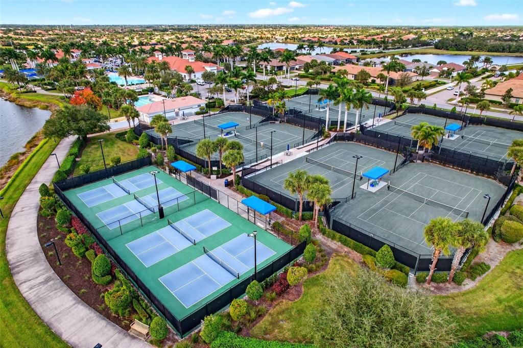 For Sale: $950,000 (3 beds, 3 baths, 2885 Square Feet)