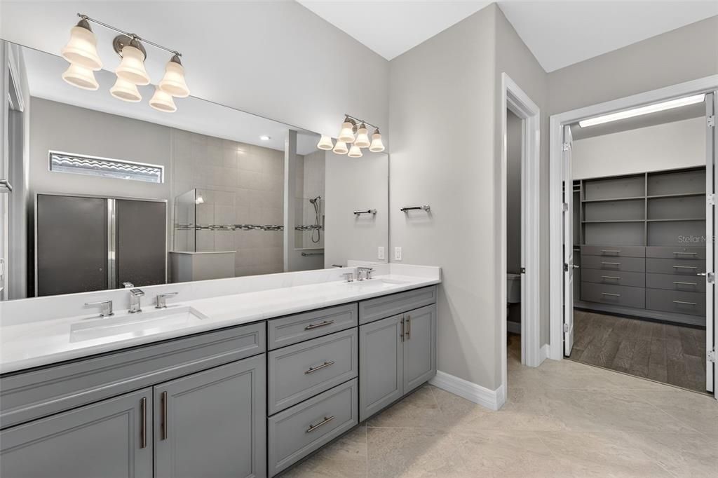 For Sale: $950,000 (3 beds, 3 baths, 2885 Square Feet)