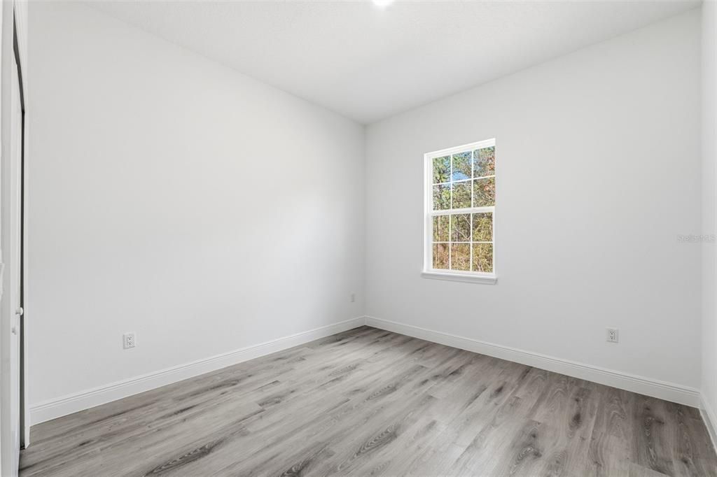 For Sale: $319,000 (4 beds, 2 baths, 1751 Square Feet)