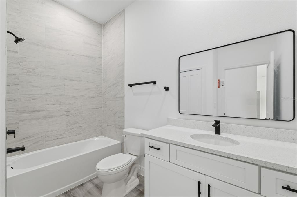 For Sale: $319,000 (4 beds, 2 baths, 1751 Square Feet)