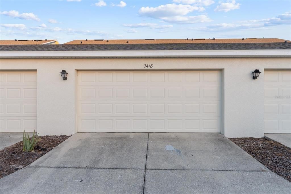 For Sale: $330,000 (2 beds, 2 baths, 1228 Square Feet)