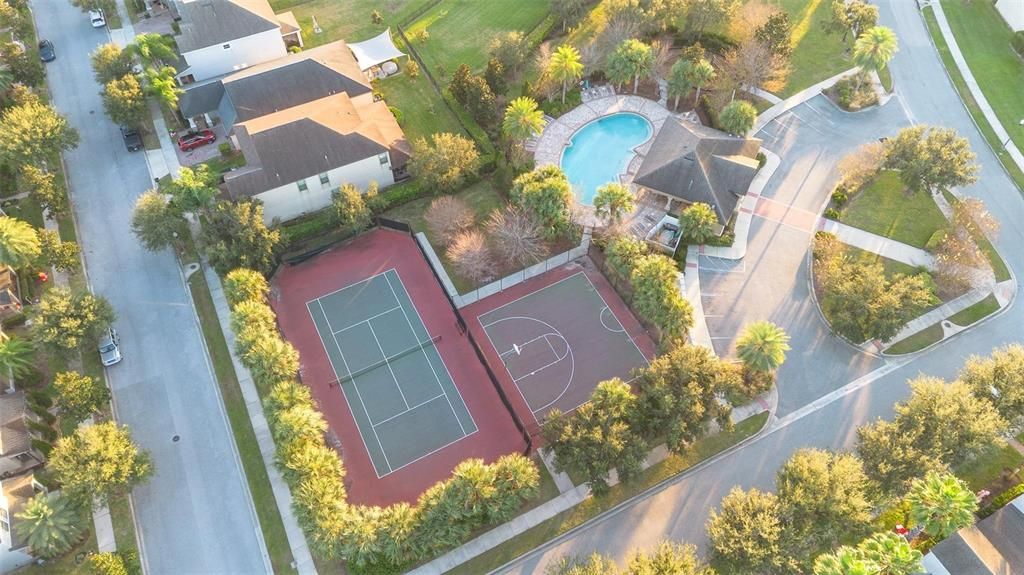 For Sale: $330,000 (2 beds, 2 baths, 1228 Square Feet)