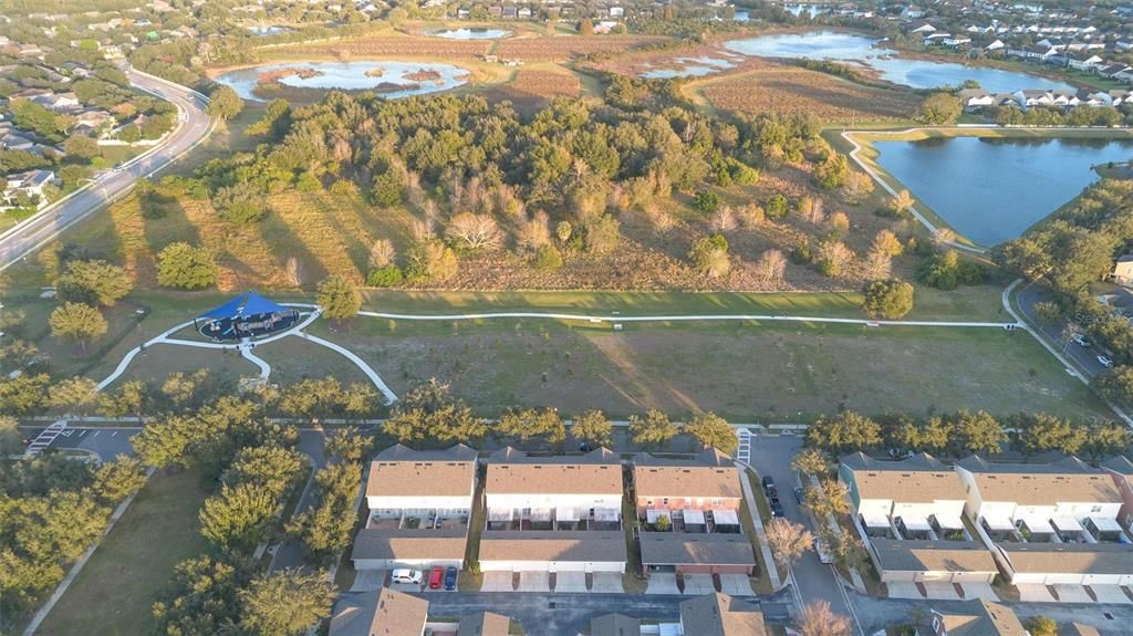 For Sale: $330,000 (2 beds, 2 baths, 1228 Square Feet)