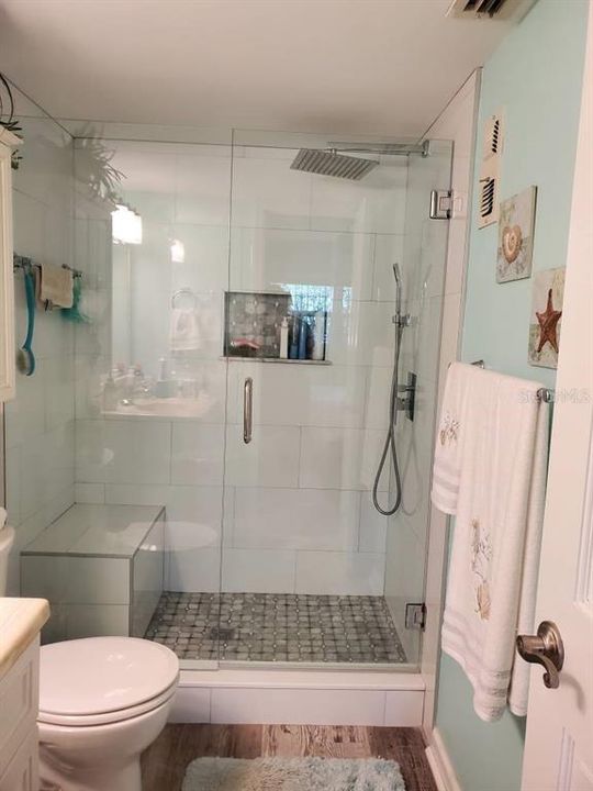 На продажу: $159,000 (1 спален, 1 ванн, 680 Квадратных фут)