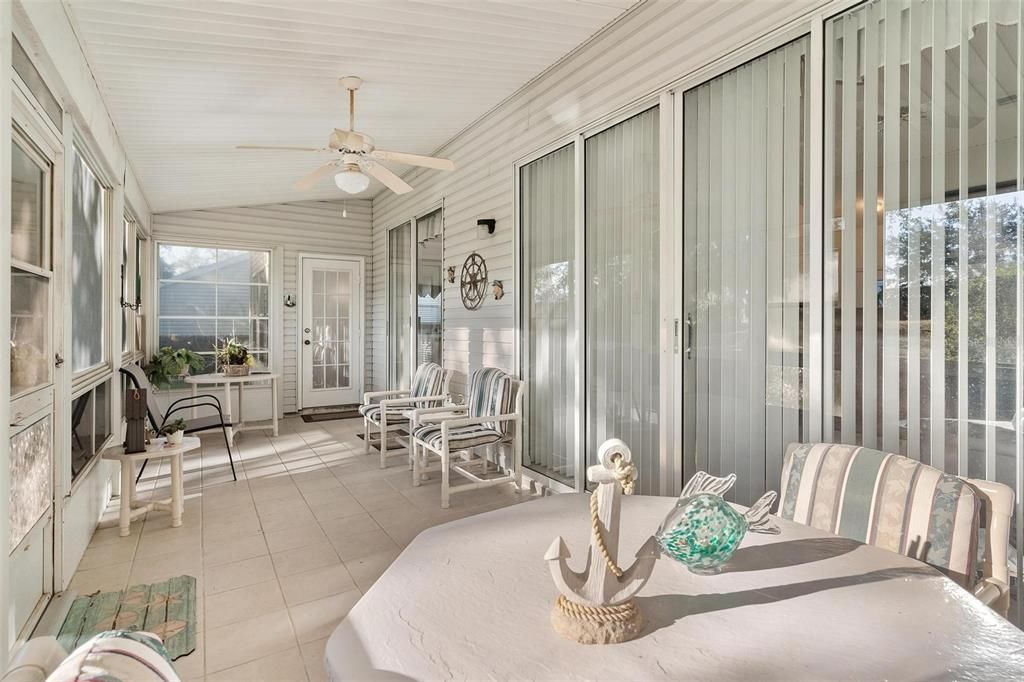 En Venta: $259,000 (2 camas, 2 baños, 1563 Pies cuadrados)